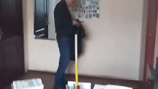 Вчительку історії з Брянська пресують менти за думку про "СВО"