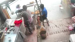 Idiots at work 2