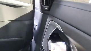 Monitor for rear passengers BMW M760_BMW | bmw