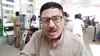 پاکستانیوں کی جھولی اٹھا کر حکومت کو بددعائیں