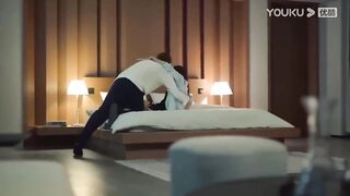 영화 예고편, 灰姑娘與霸總終於圓房，霸總獸慾大發與灰姑娘一夜七次！【人海之中遇見你 MeetingYou,LovingYou】.