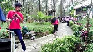 prank become a statue