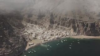 Kumzar, Desa Yang Sangat Terpencil di Oman Utara