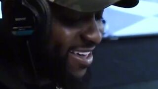 Davido vibing
