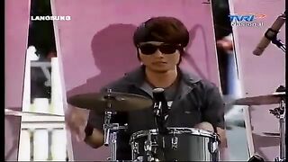 siapa yang ingat lagu ini? tebak lagu siapa?