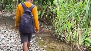 Catch and cook shrimp in the river