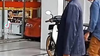 Video Lucu pura-pura kehilangan dompet