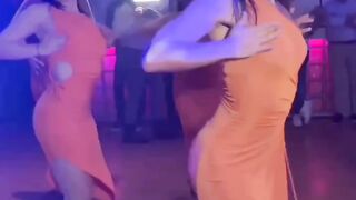 what was the colour of dress?