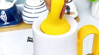 2 in 1 pill bottle! easy life gadgets