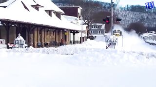 Ice breaker train