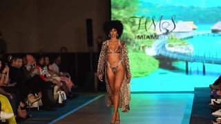Jasmine Chola in Slow Motion _ FLL FASHION WEEK 2023 _ Shot on Sony Alpha 1Jasmine Chola in Slow Motion _ FLL FASHION WEEK 2023 _ Shot on Sony Alpha 1