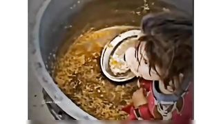 Bahut Dukhi Mugar Ab Insaneeyat Khatum Horhi