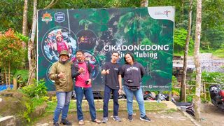 Cikadongdong River Tubing