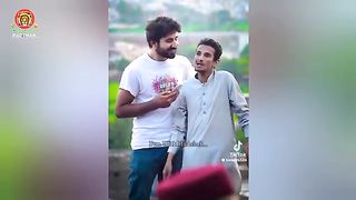 Viral_Funny_Videos_On_Internet_funny_moments_of_pakistani_people