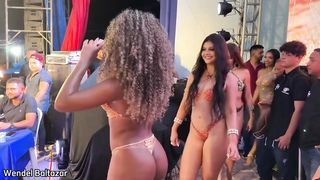 O desfile final da musa do caranguejo 2023 Beautiful female modele shows beautiful body shape