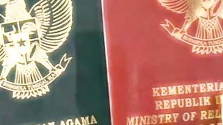 Perbedaan buku nikah dan paspor