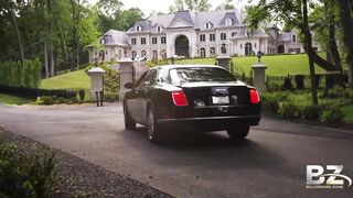 Inside Vinicius Jrs Luxurious Lifestyle ｜ Exploring His Mansions Cars and More