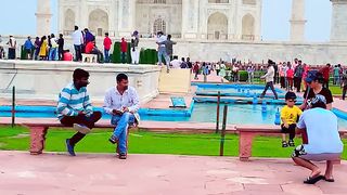 Taj Mahal one of the 7 wonders of world