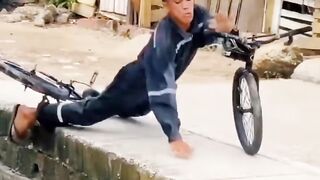 Lucu maling sepeda kena preng????????