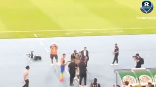 رونالدو يأخذ تيشرت شيكابالا