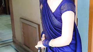 Mobile ki Bajaiy Ghar Chourr Deyaa