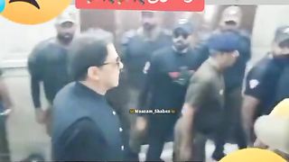 Khan Nain Khud Geraftari Dadee????????