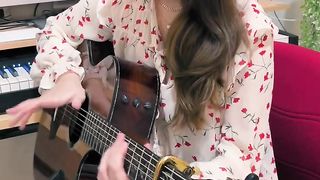 1, 2, 3 (Sofia Reyes ft. Jason Derulo, De La Ghetto). By Josephine Alexandra