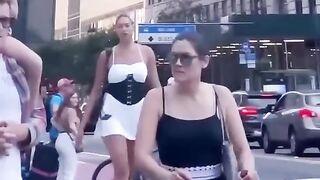 ВСЕ В ШОКЕ! ДЕВУШКА ВЛАДА А4! #А4