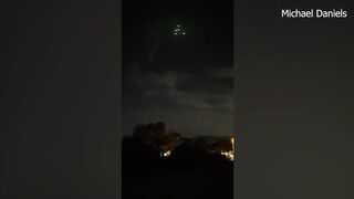 OVNIS em formação