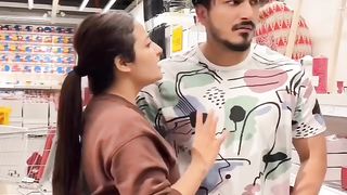 Yaar Bive To Waqi Subkuch Ghumma Sakty Haiy