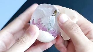 Decorative eggs