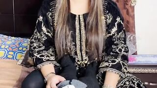 Kitny Masoom Khawhihesh Rakhty Haiy