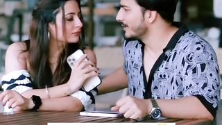 Sawal Tuo Mushkil Haiy Apko Samjhe Aaya