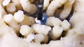 Finger potatoes