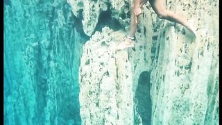 Free diving the Barracuda Lake