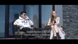 Tarayu_Bungo_Nan_Jombang_-_Rambun_Pamenan_Ft._Tata_Talita_(Official_Music_Video)(360p).