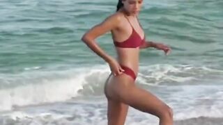 How ALL pho tographers should direct their models These are the ideal women of men who show a dazzling body chart