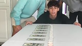 Try This Game Out with Your Friends!!