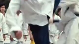 MOVIE MOMENTS - "Enter The Dragon" Bruce Lee's Too Powerful!