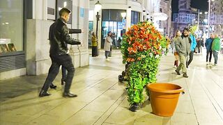 Bushman Prank: Giving Scares and Falls !!!