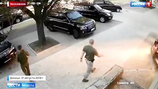 HOW VLADIMIR PUTIN'S BODYGUARDS RESPONDTO AN ATTACK