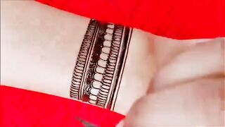 Beautiful mehndi design 18