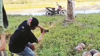 how to record a coconut worker with clear and spectacular video results
