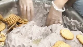 cream biscuits
