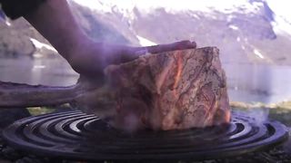 Wie_du_2_Kilo_Steaks_wie_ein_Mann_grillst_????????_asmr_style