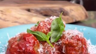 Meatballs In Sauce