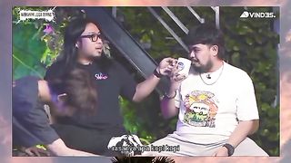 EMANG BEDA NIH ORANG WKWK...
