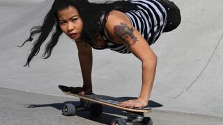 Born Without Legs But Can Play Skate Board Surf and Become A Model