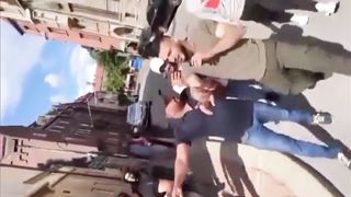 عرب نوجوانوں نے سویڈن میں وہ جگہ خرید لی جہاں قرآن کریم جلایا گیا۔۔