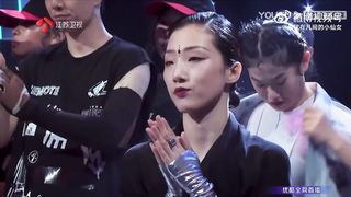 Solo dance